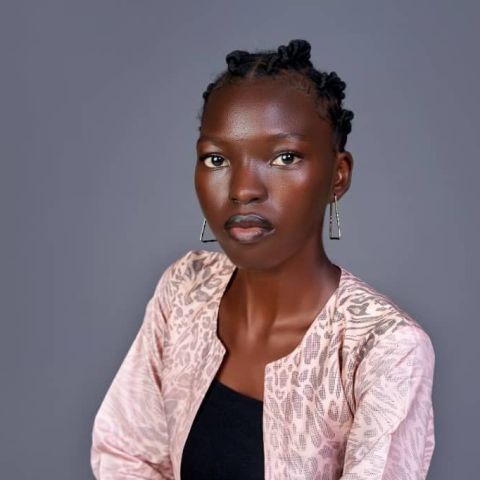 Lola Owolabi
